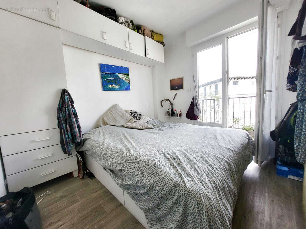 Appartement 3 pieces transforme en t2 et studio independants - photo 8