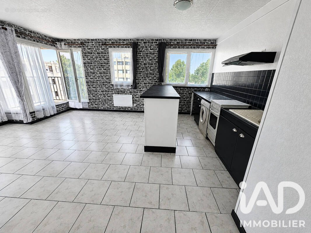 Photo 1 - Appartement à LE VERDON-SUR-MER