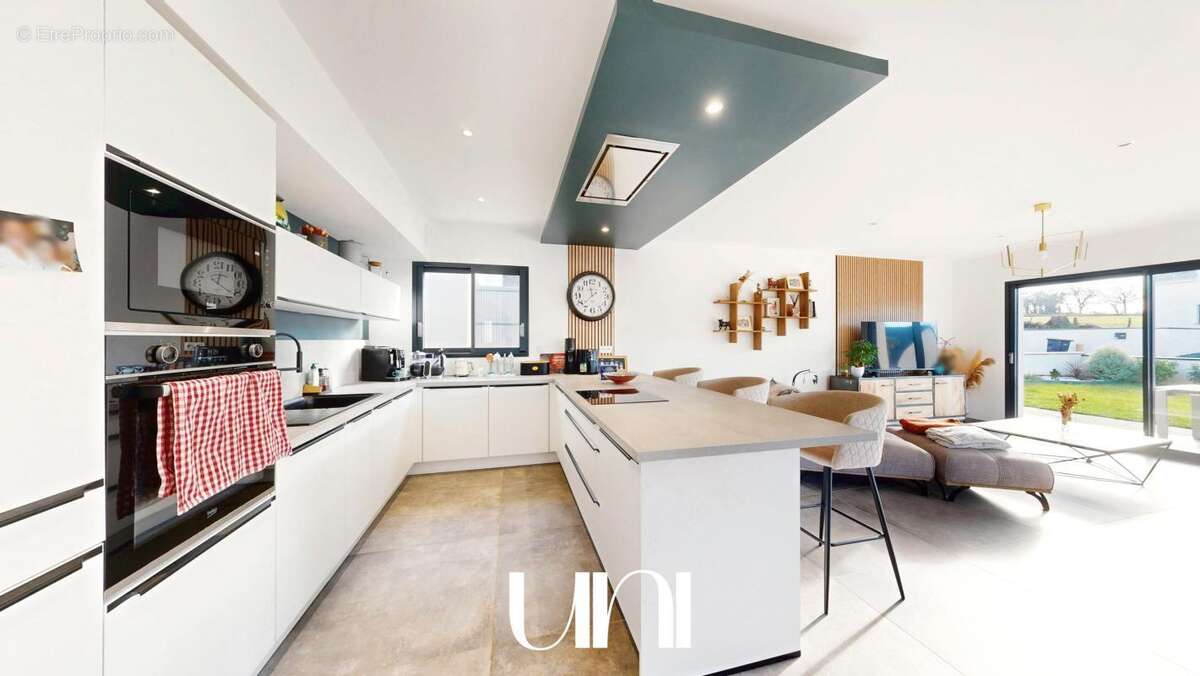 Maison à TILLY-SUR-SEULLES