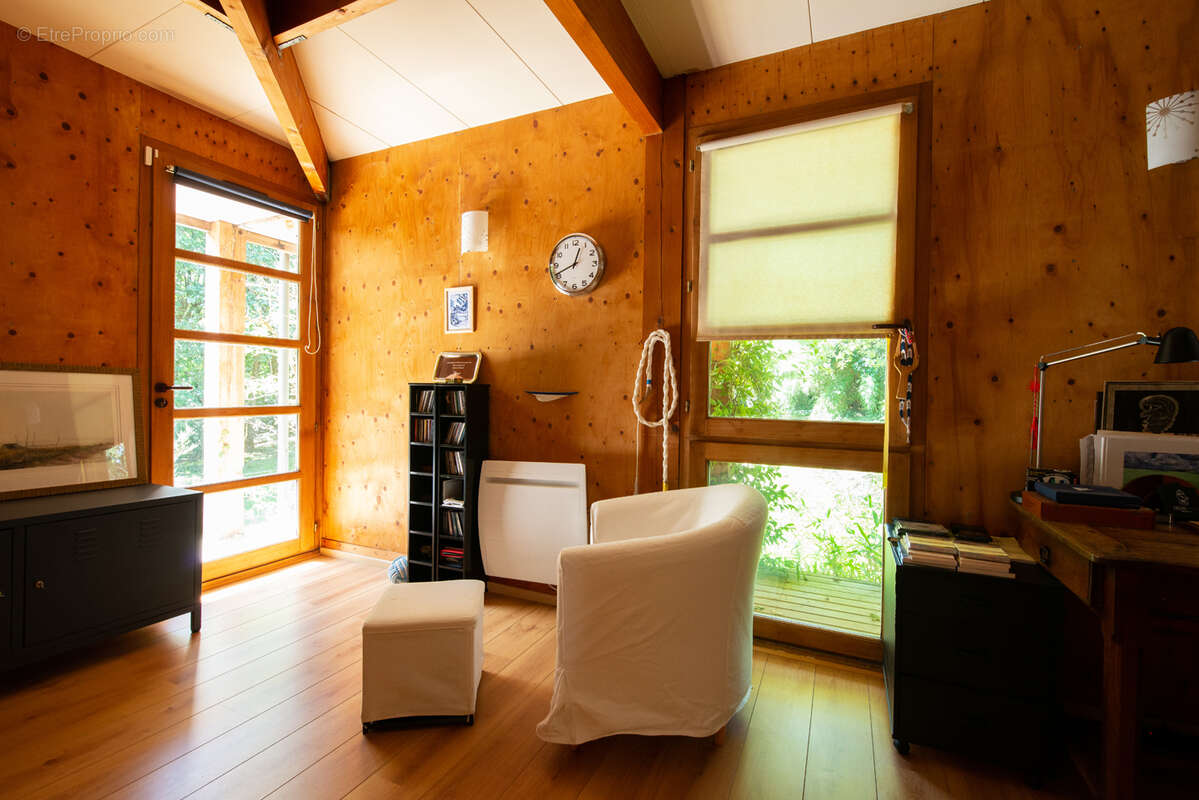 Maison à CABANAC-ET-VILLAGRAINS