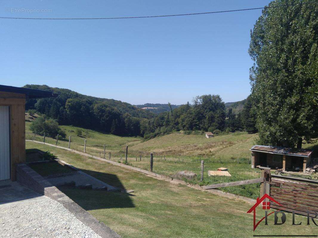 Maison à FOUGEROLLES