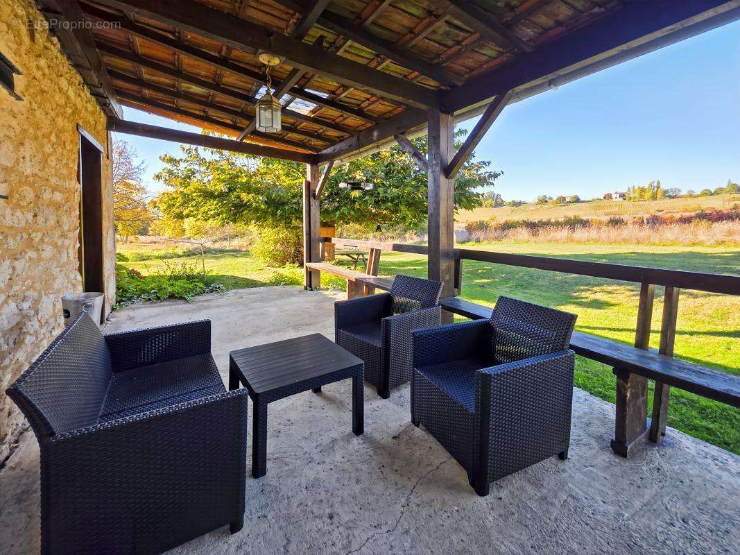 Maison à ROUFFIGNAC-DE-SIGOULES