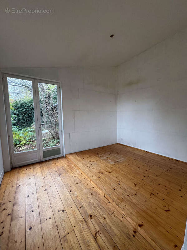 Maison à MONT-SAINT-AIGNAN