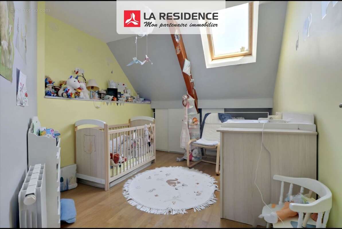 Maison à SAINT-REMY-SUR-AVRE