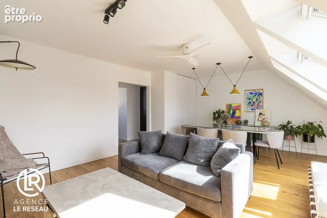 Appartement familial 106m2,  dernier étage, 3 chambres, Vieux Puteaux - photo 3