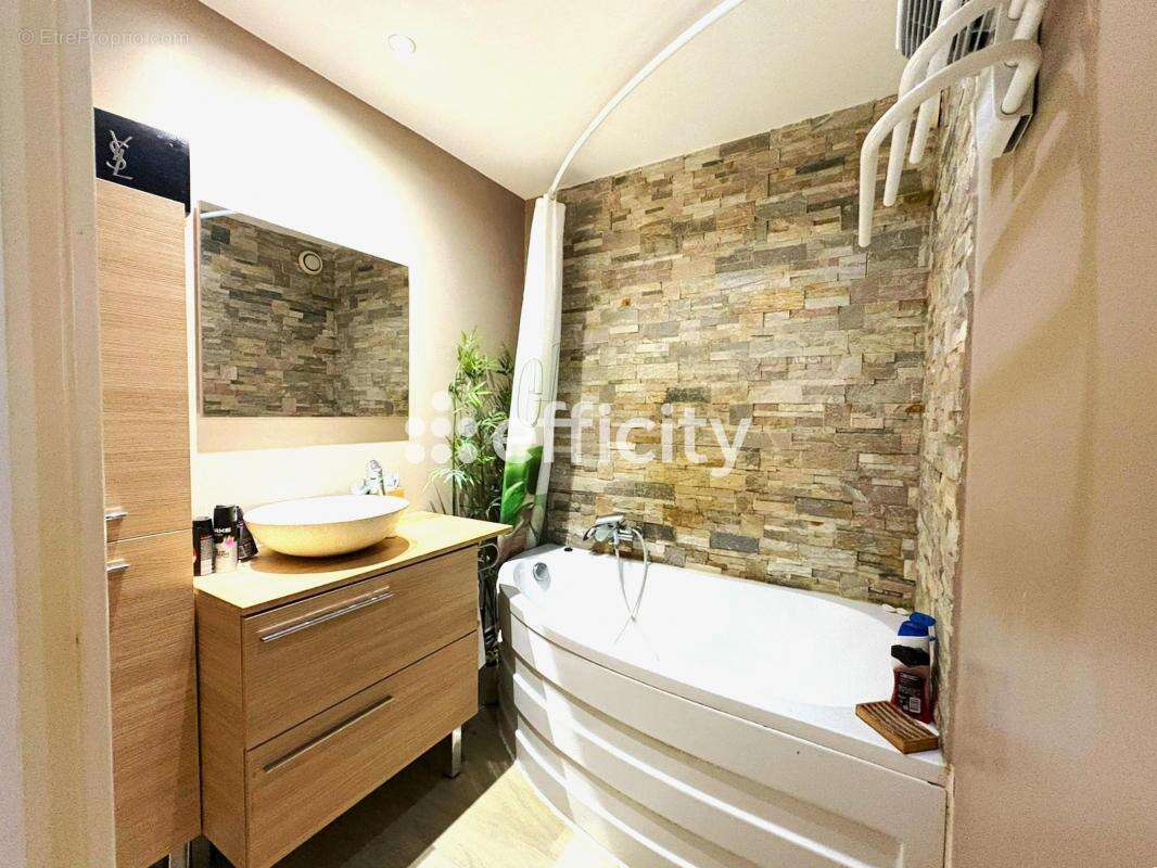 Appartement à LA TRINITE