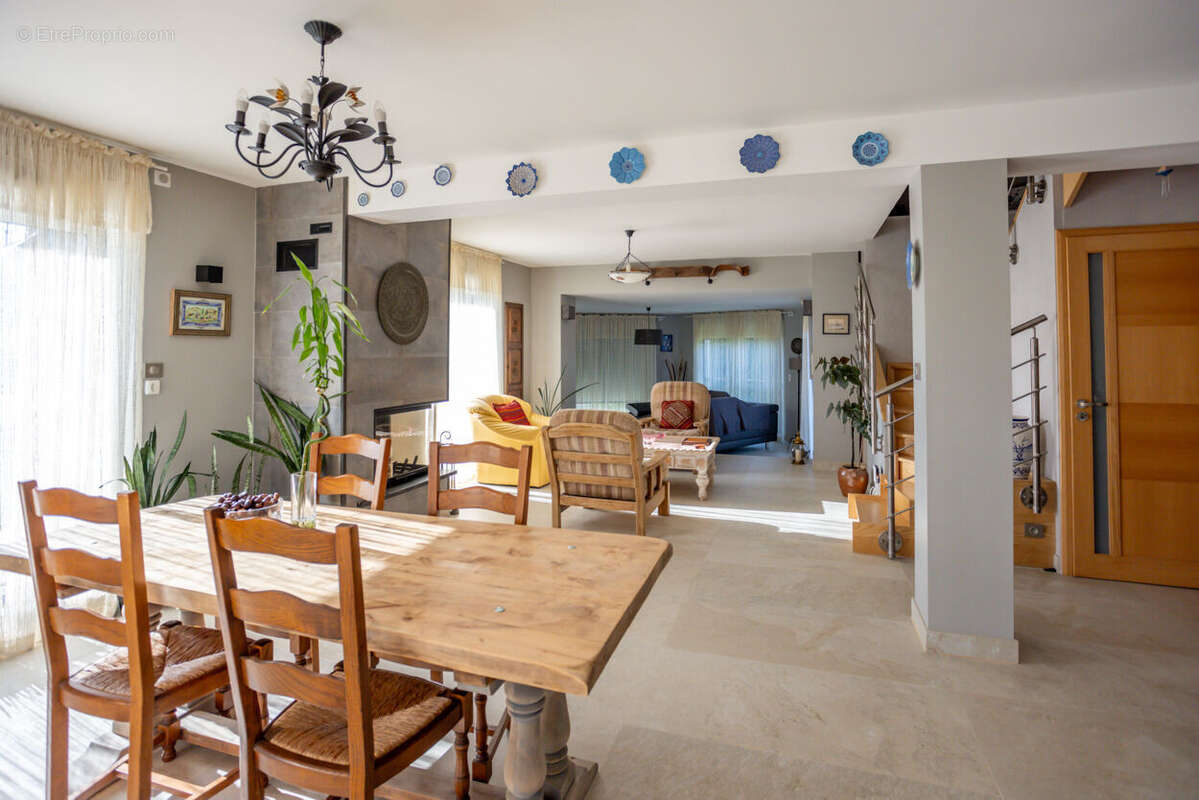 Maison Muzillac 8 pièce(s) 232 m2 - photo 4