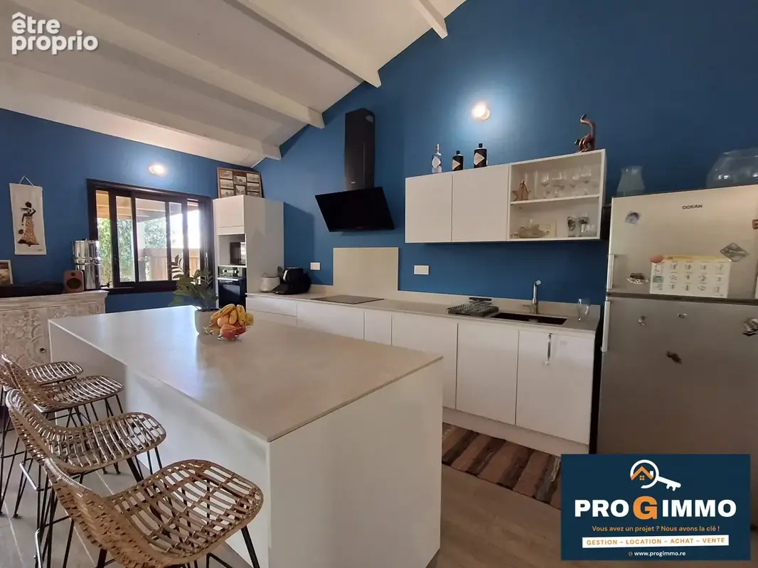 Maison 90 m² à Saint-Pierre  - photo 2
