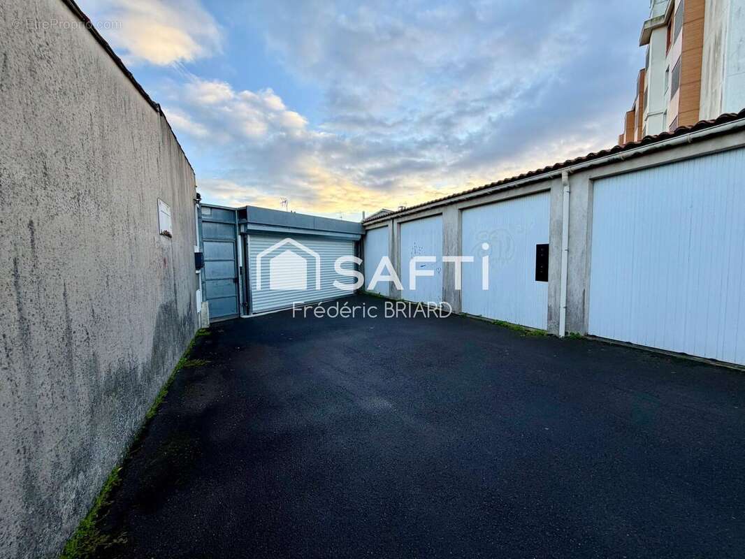 Photo 3 - Parking à LES SABLES-D&#039;OLONNE