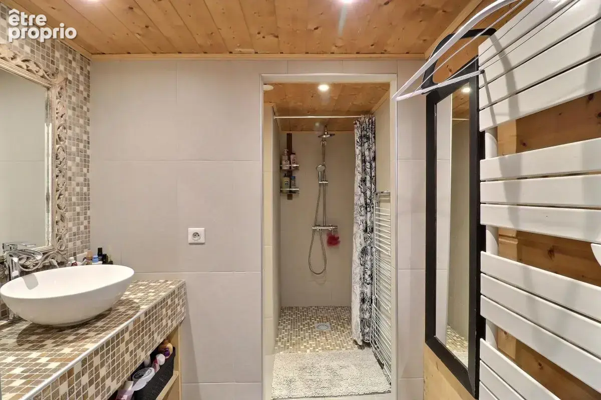 Ensemble immobilier avec 7 logements, bar et salle de réception (73240) - photo 29