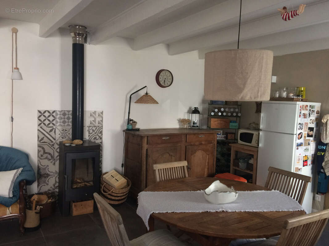 Maison à MORTAGNE-SUR-GIRONDE