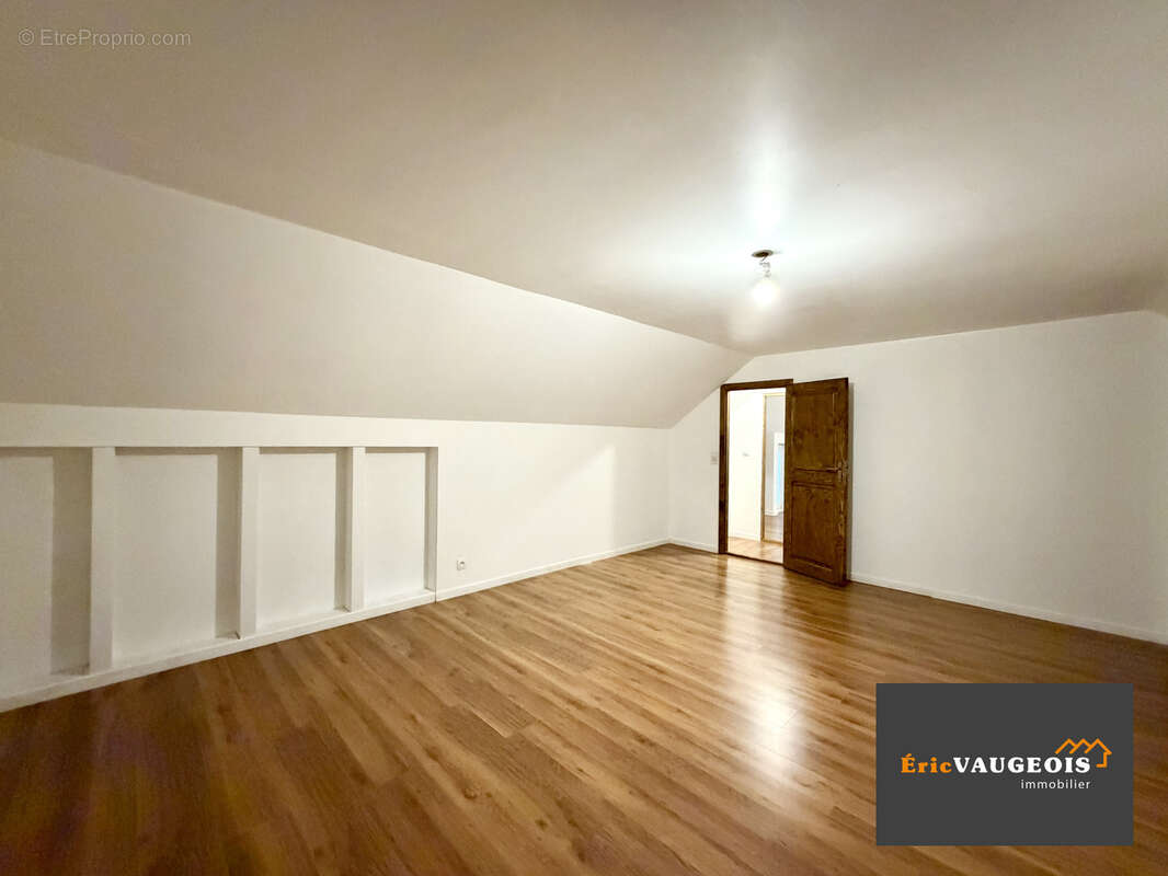 Appartement à COULOMMIERS
