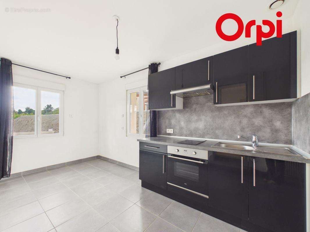 Appartement à deux pas de la gare de Bernay, hyper centre-ville - photo 2