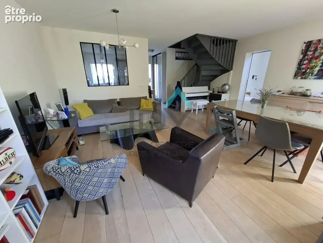 SAINT GERMAIN EN LAYE - Saint germain en laye - Maison 116 m² 4 chambres - photo 4