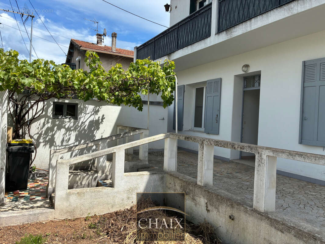 Appartement à MARSEILLE-12E