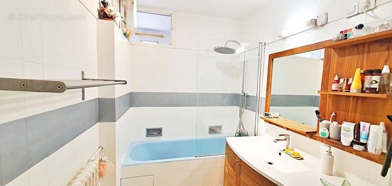 Appartement à HOUILLES