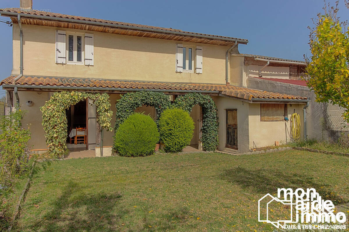 Maison à CASTELJALOUX