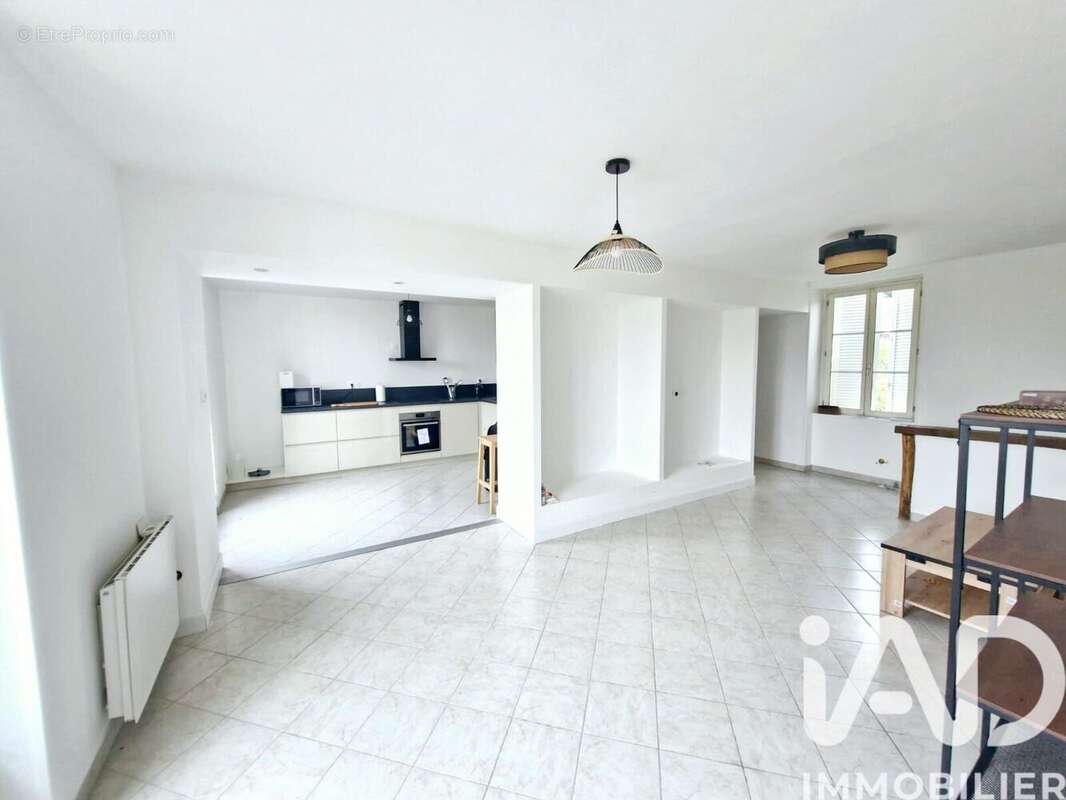 Photo 2 - Appartement à CHATEAUNEUF-SUR-LOIRE