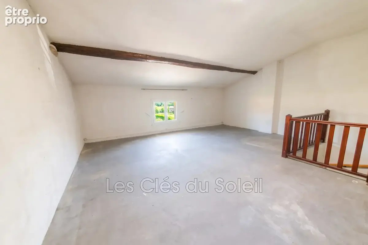 Maison 4 pièces 105 m² à vendre à Flassans-Sur-Issole (83340) - photo 6