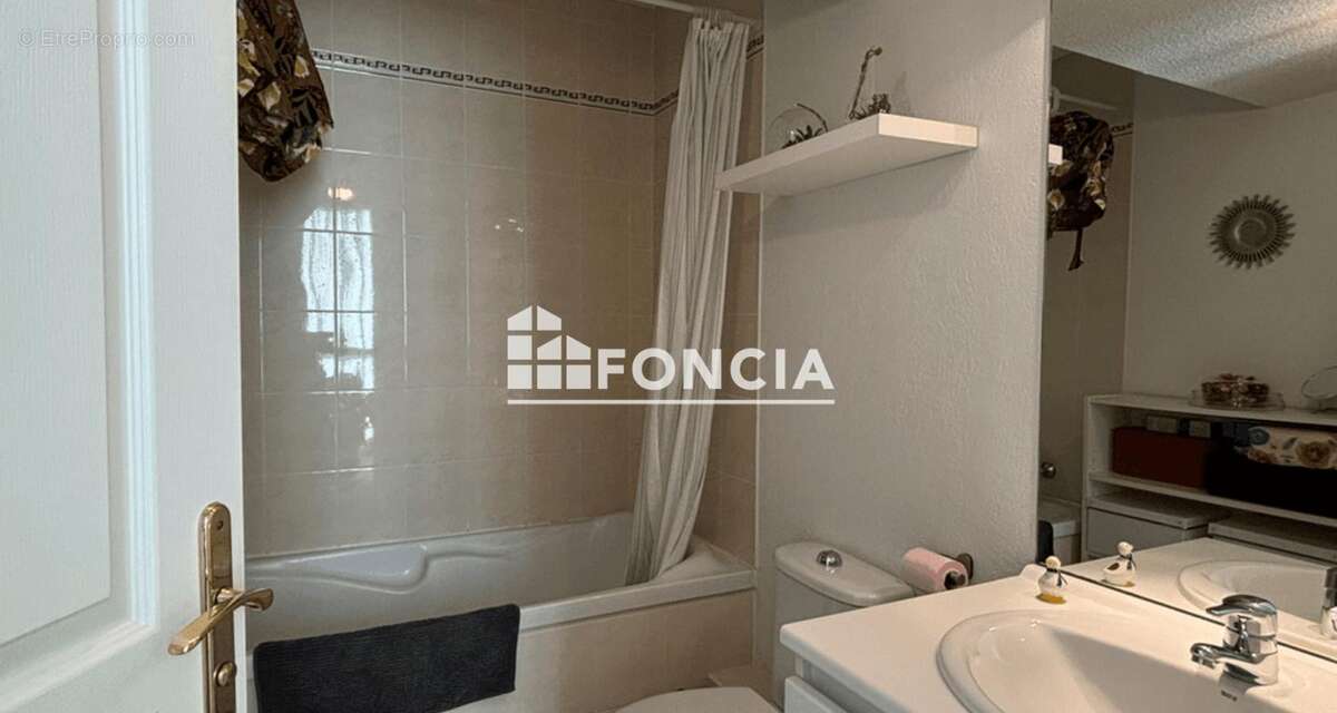 Appartement à MARSEILLE-2E