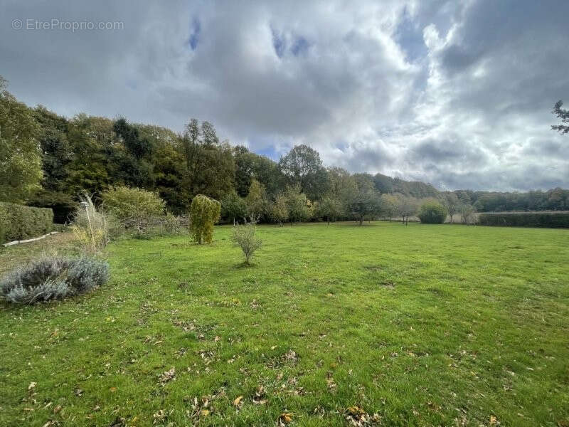 Maison à LA BAZOCHE-GOUET
