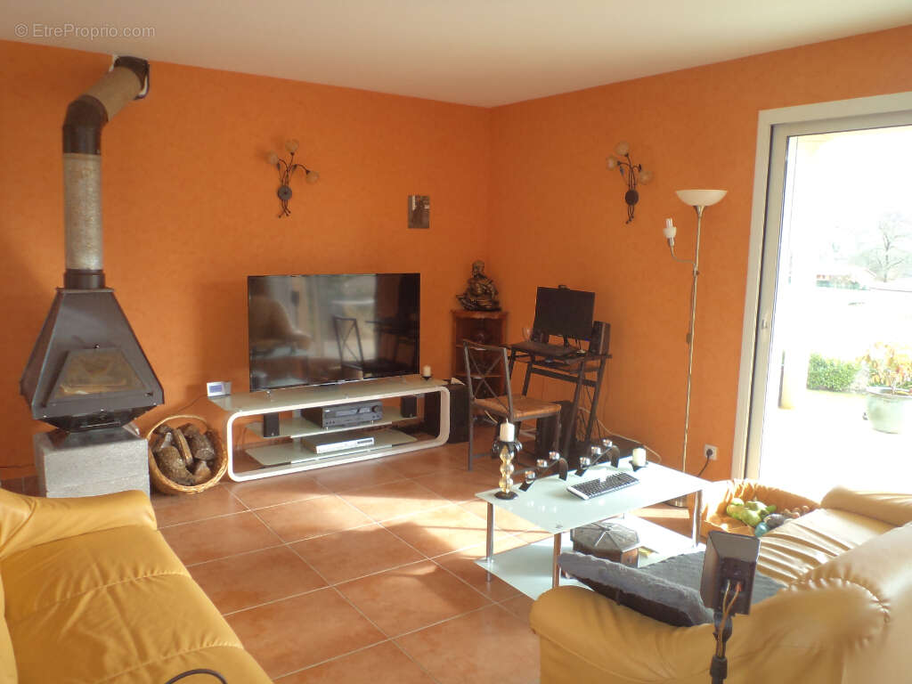 Maison à LISSAC-ET-MOURET