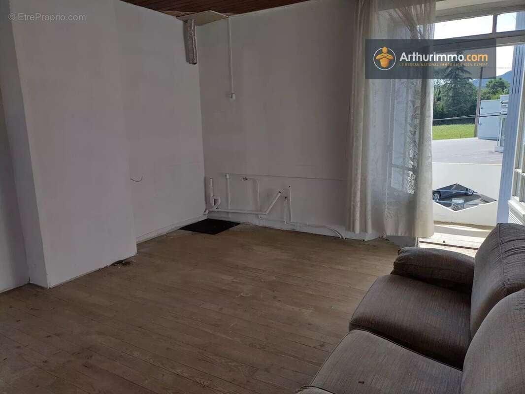 Maison à VILLENEUVE-D&#039;OLMES