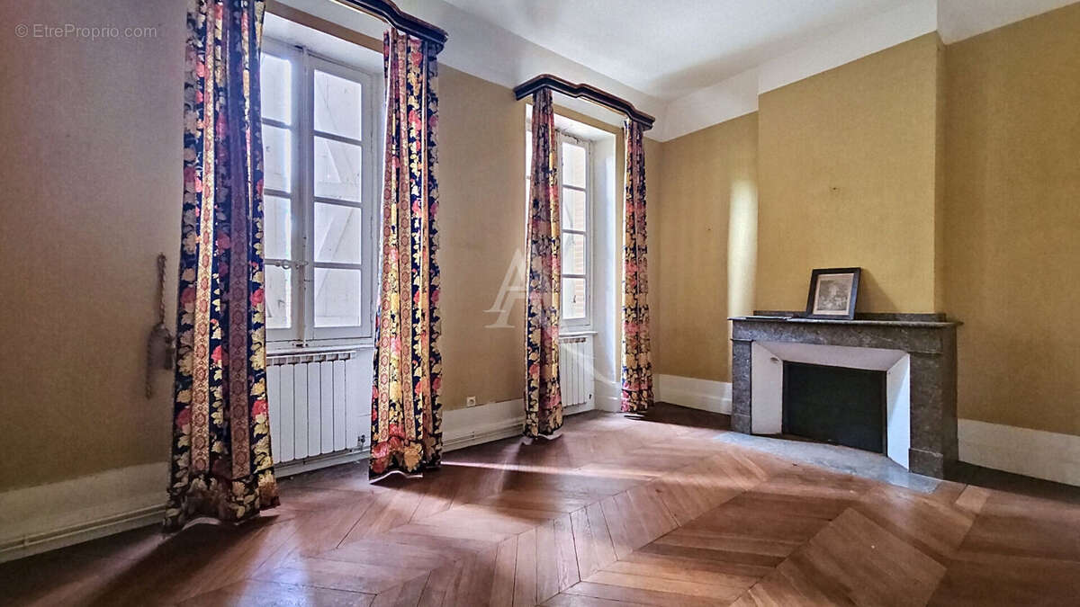Maison à CASTELSARRASIN
