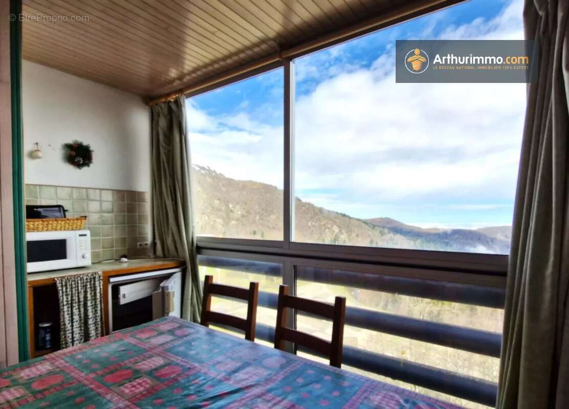 Appartement à MONTFERRIER