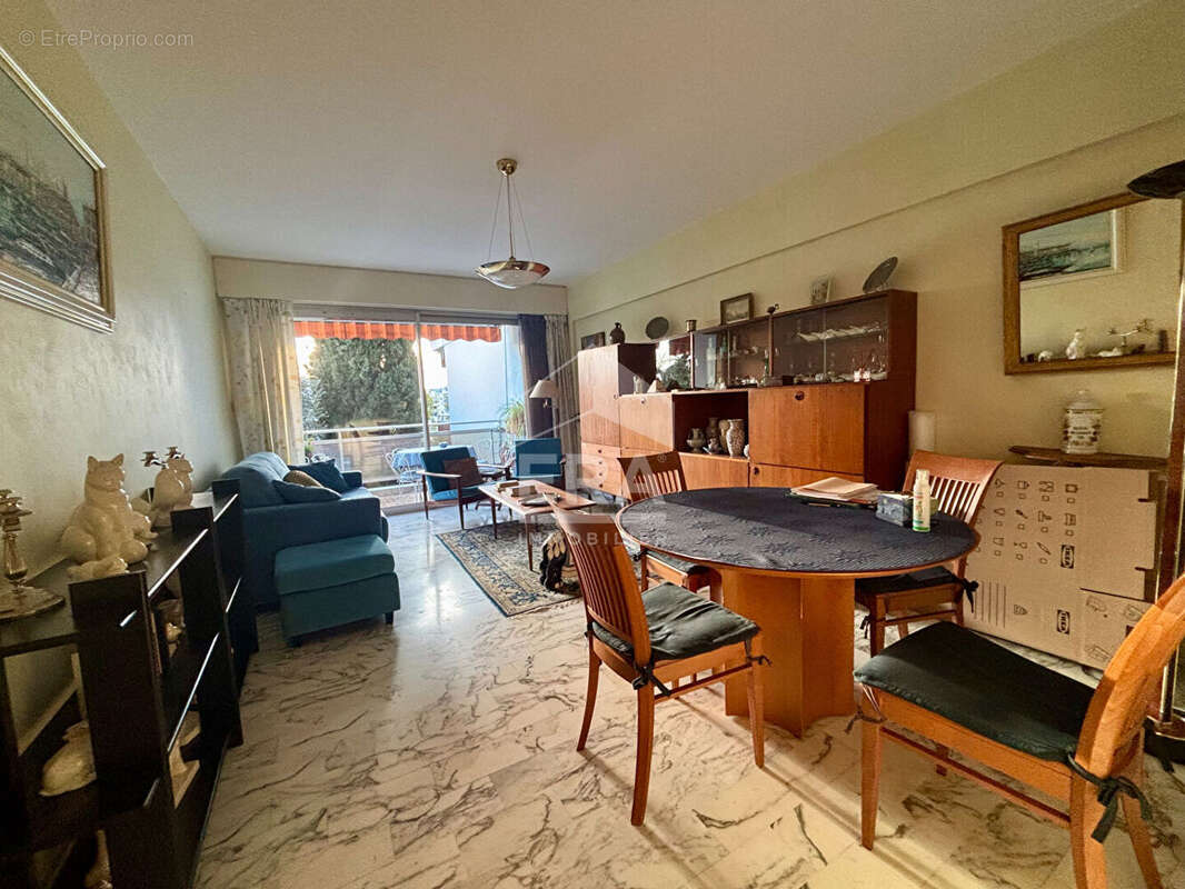 Appartement à CAGNES-SUR-MER
