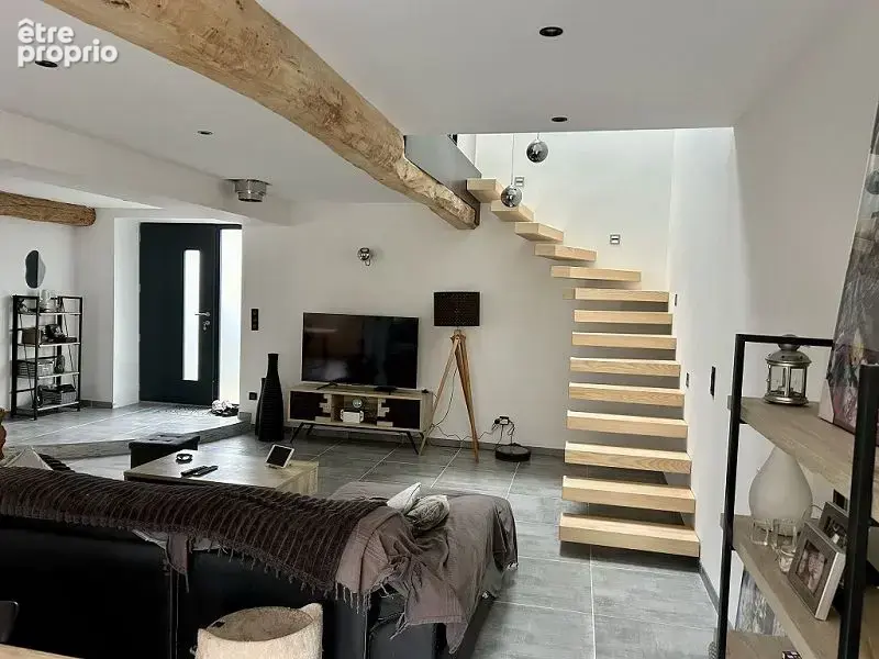 Maison 164 m² à Montrond-Les-Bains  - photo 5