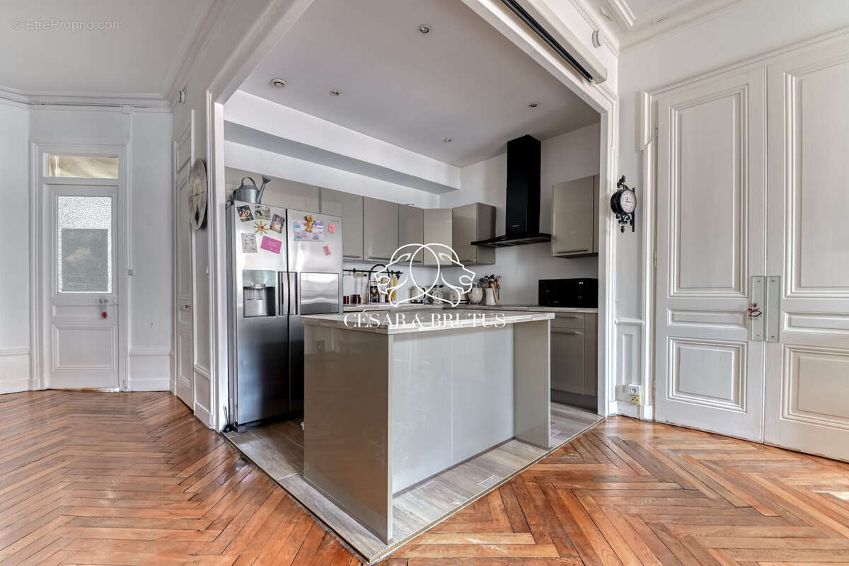 Appartement à LYON-6E