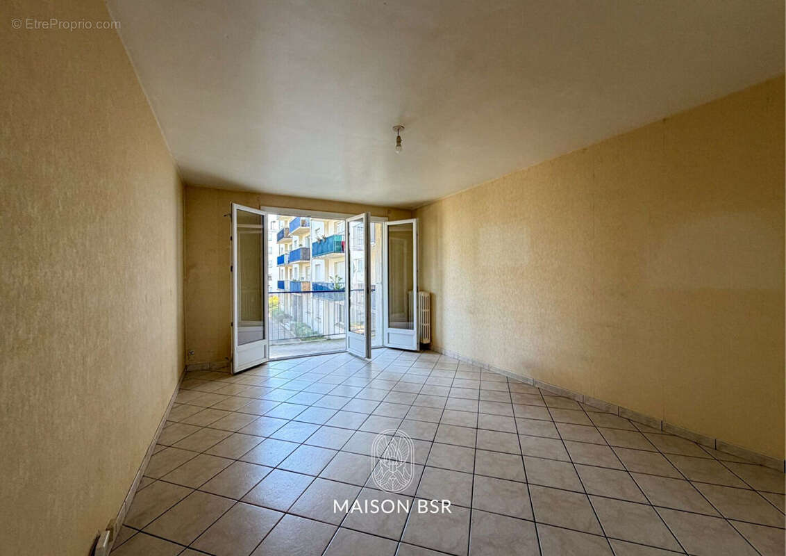 Appartement  Nantes 4 pièces 76  m2 avec balcon et parking. - photo 2