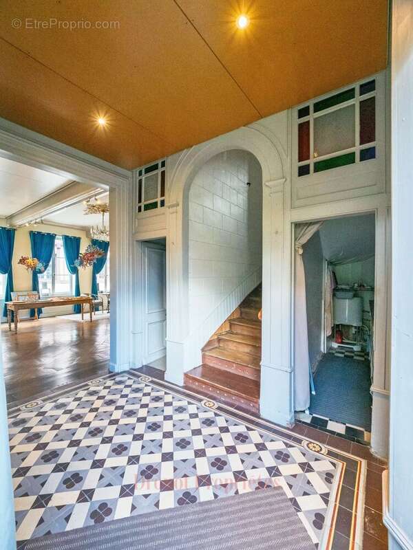 Maison à PONT-L'EVEQUE