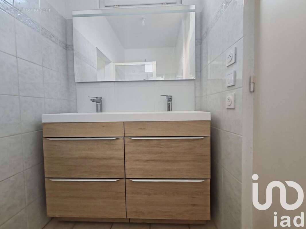 Photo 8 - Maison à SURGERES