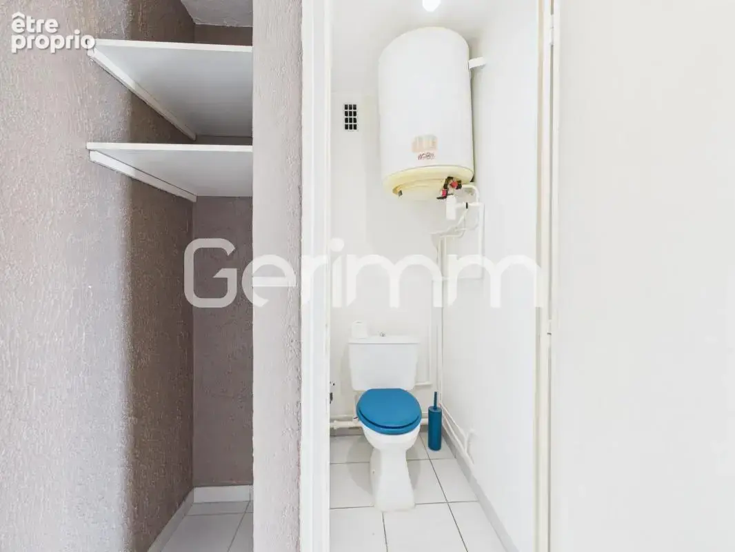 Vente - Appartement - 2 pièces + cuisine - 42 m² - 78 000 € - - photo 8