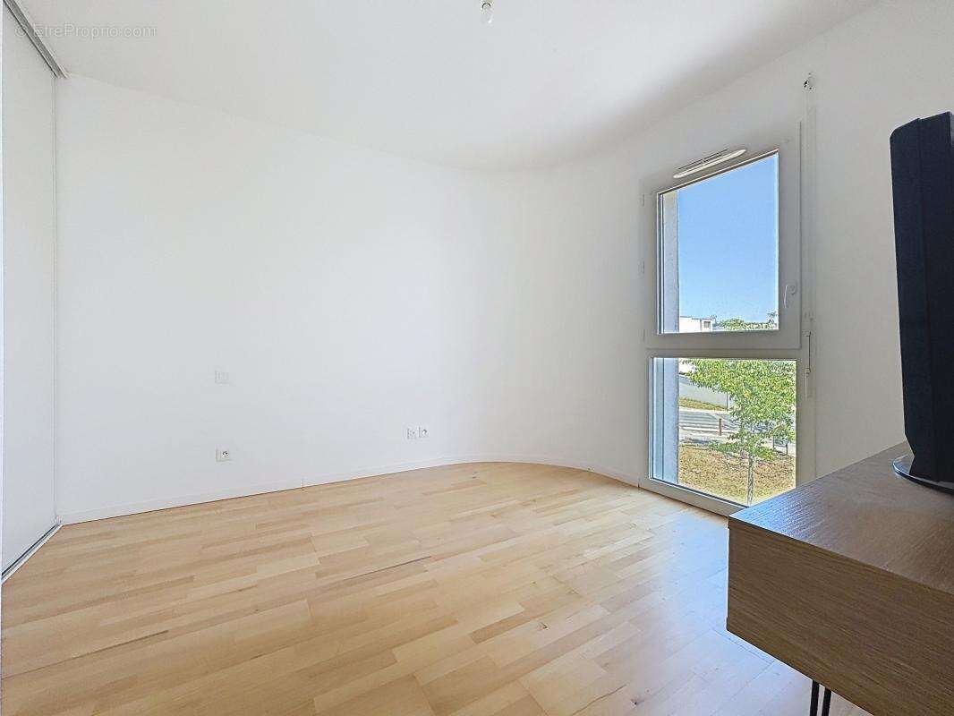 Appartement À Vendre PERIGNY - photo 3