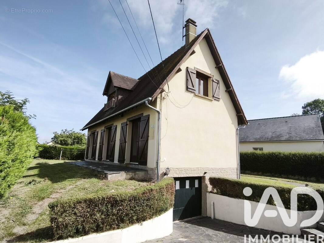 Photo 1 - Maison à JAVRON-LES-CHAPELLES