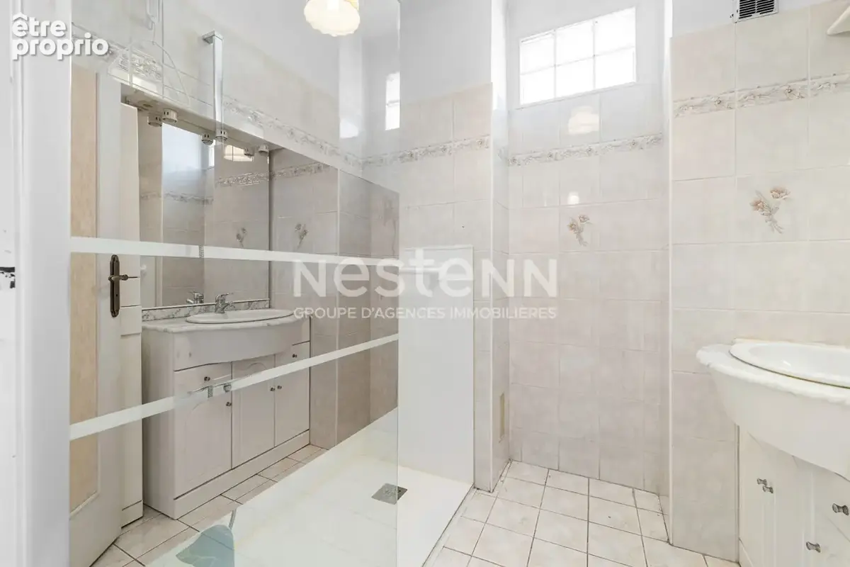 Appartement 3 pièces à vendre à Nice - Secteur Riquier, lumineux et calme - photo 11