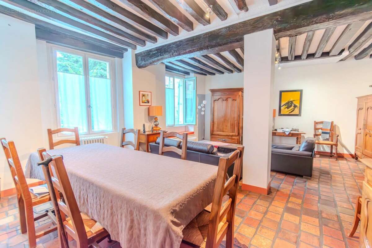 Maison à MONTMORENCY