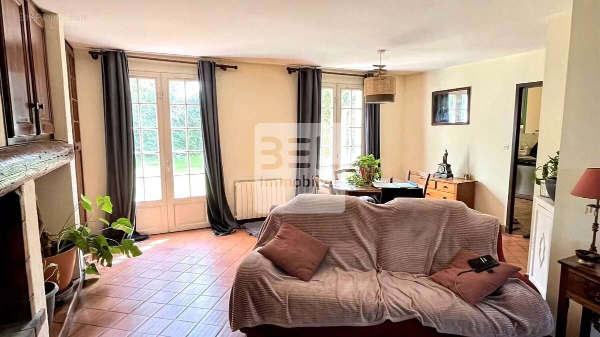 Maison à MORIERES-LES-AVIGNON