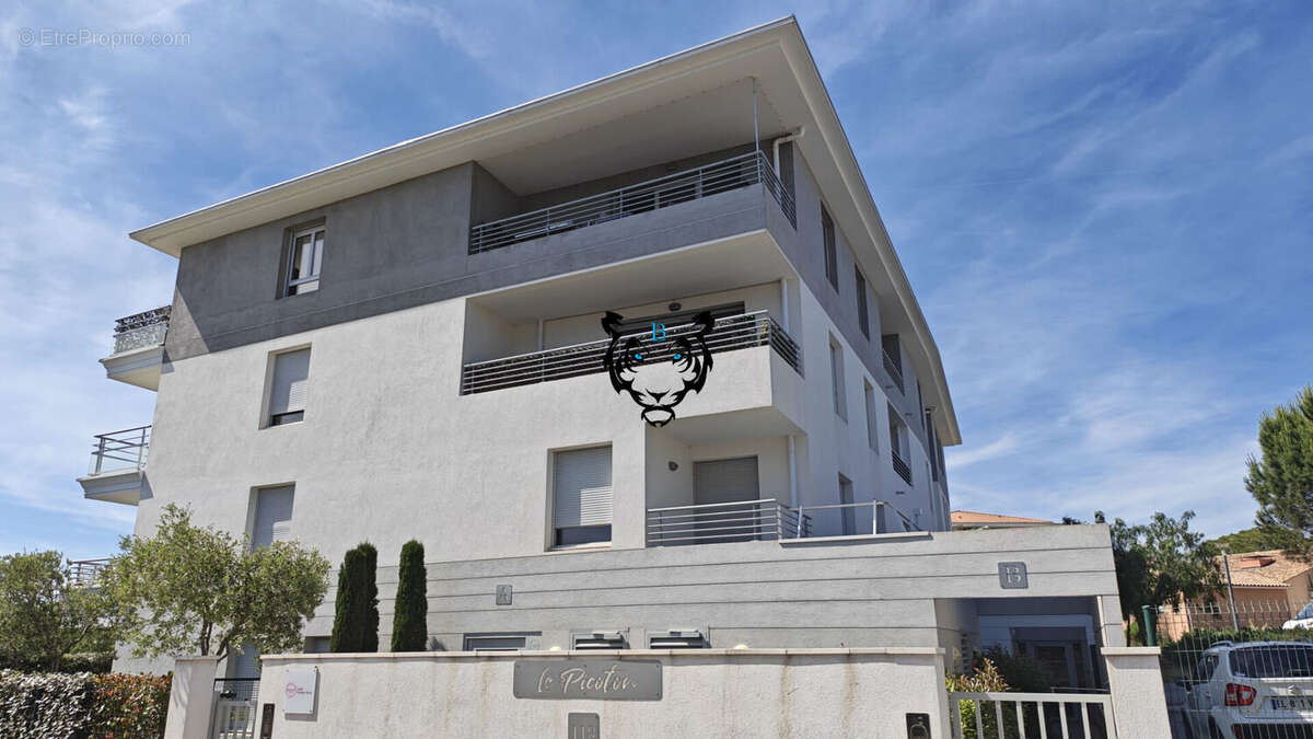 Appartement à PUGET-SUR-ARGENS