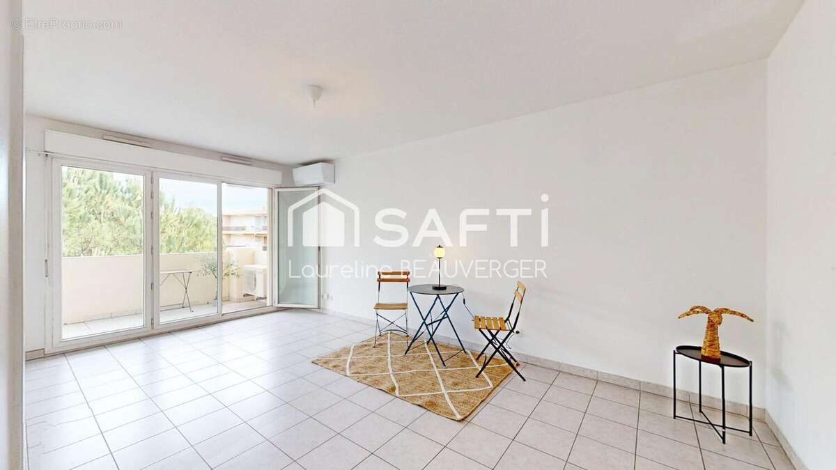 Photo 2 - Appartement à HYERES