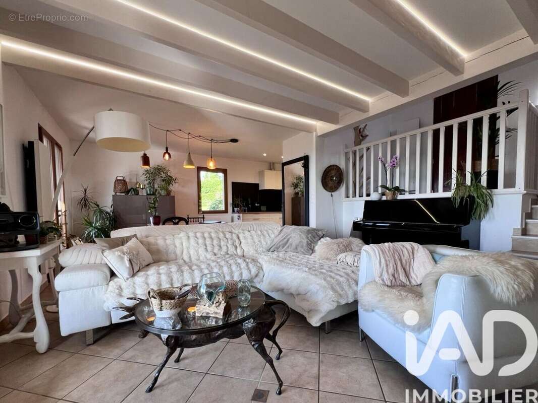 Maison 123 m² à Planzolles  - photo 9