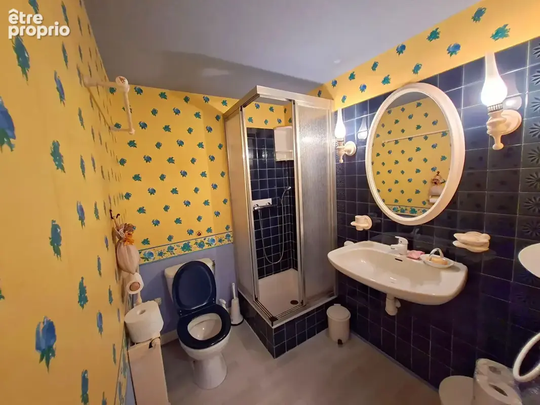 Villa avec piscine à 2 minutes des commodités - photo 14