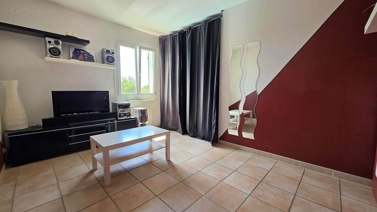 Maison à LAURIS