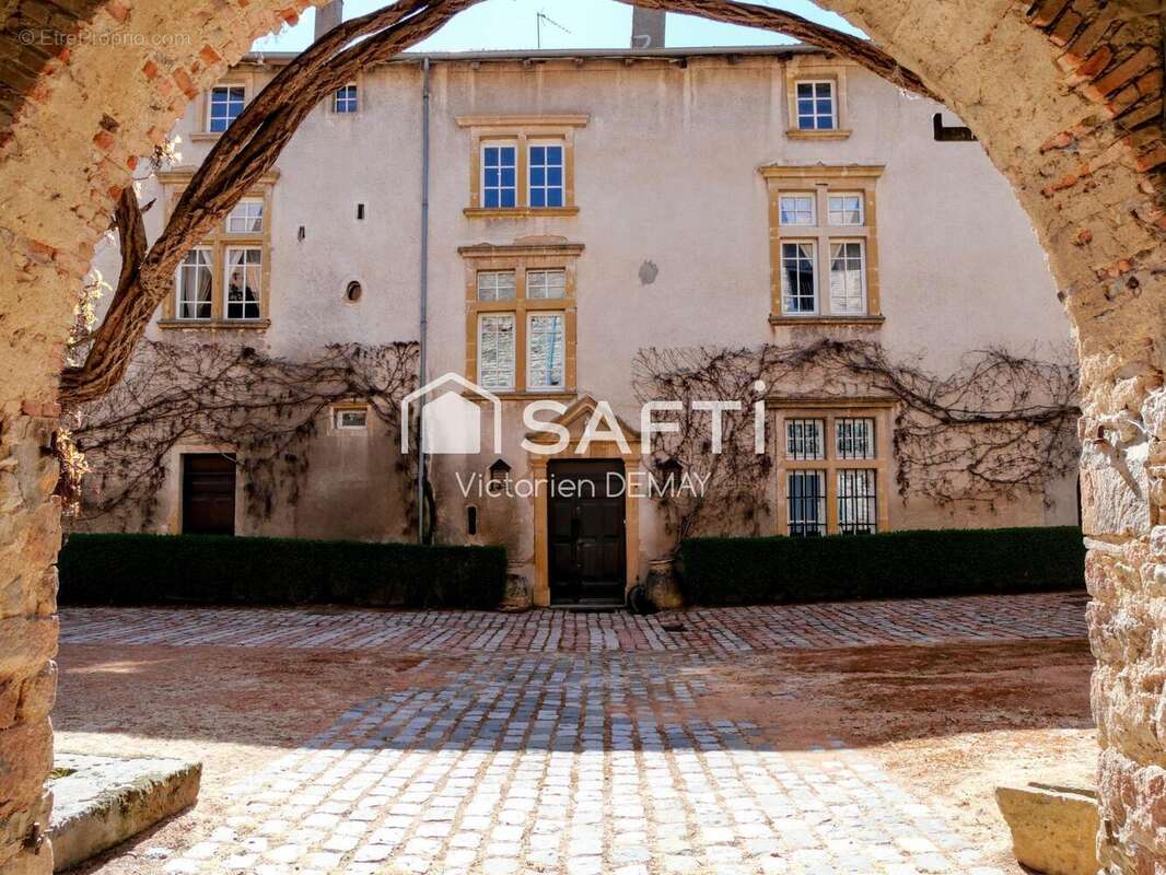 Photo 3 - Maison à SAINT-JEAN-LA-BUSSIERE