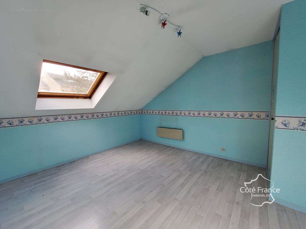 Maison à VIREUX-MOLHAIN