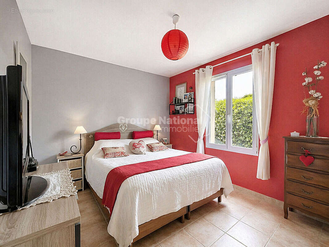 Maison à MONTSEGUR-SUR-LAUZON