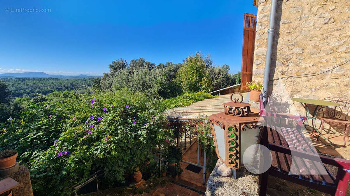 Maison à MOISSAC-BELLEVUE